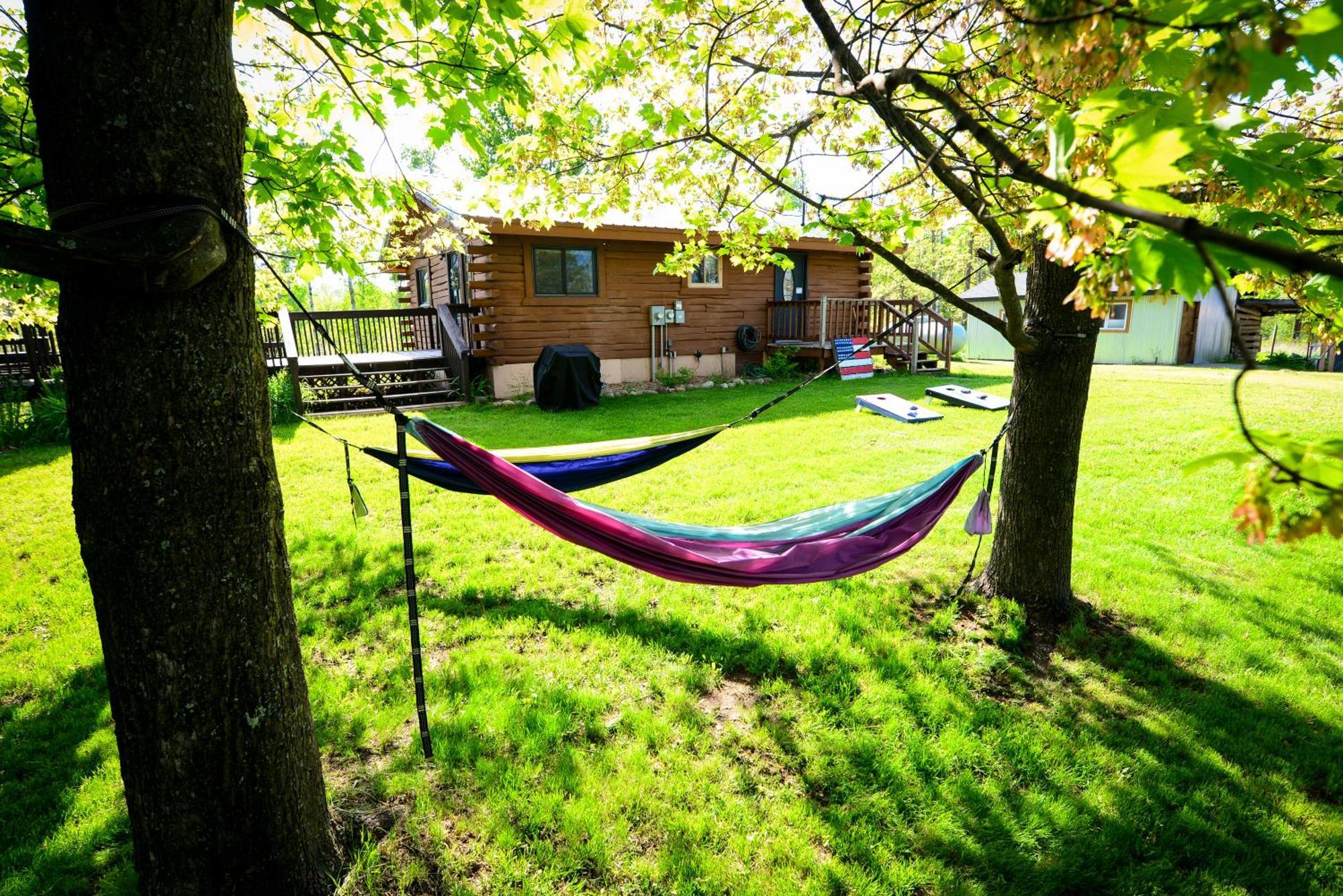 Cozy Cabin With Hottub At Cloverdale Cabins Hinckley Exteriör bild